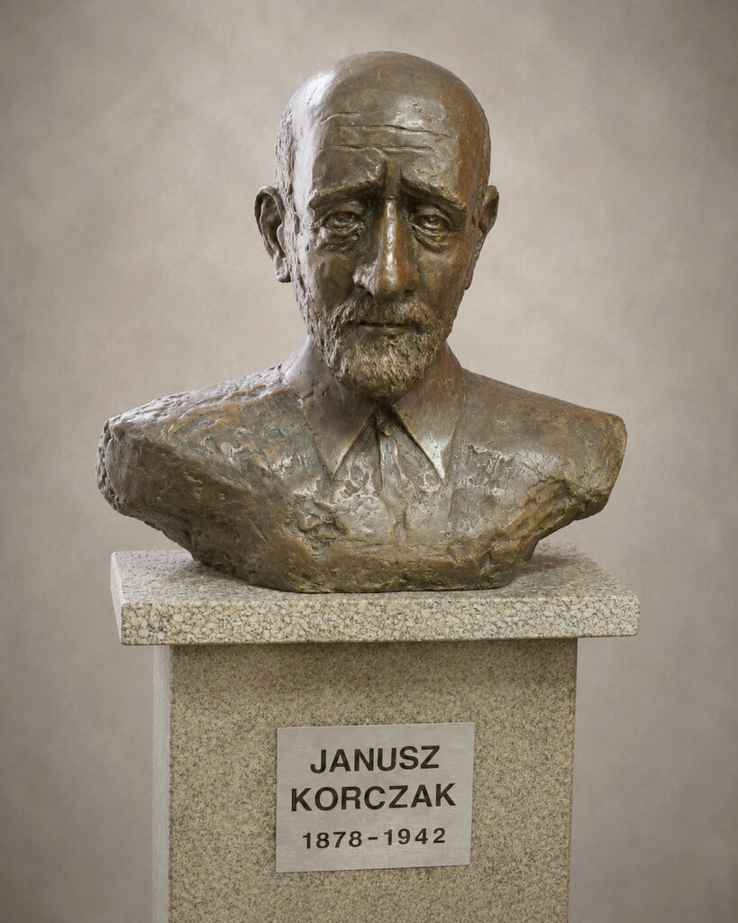 Popiersie Janusza Korczaka
